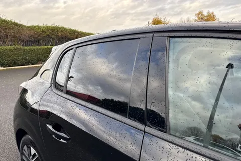 KP25UFY PEUGEOT 208 1.2 PureTech Allure Euro 6 (s/s) 5dr Thumbnail #35