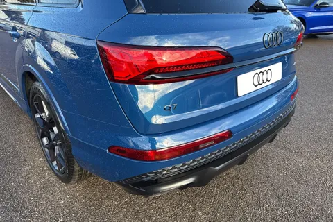 Audi Q7 3.0 TDI V6 Black Edition Tiptronic quattro Euro 6 (s/s) 5dr Thumbnail #8