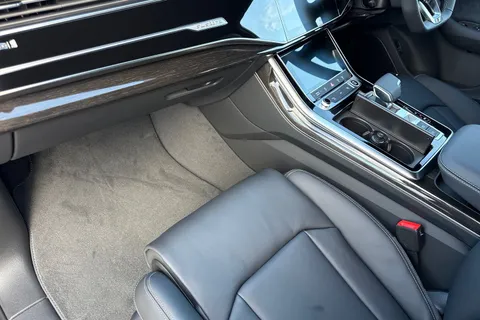 Audi Q7 3.0 TDI V6 Black Edition Tiptronic quattro Euro 6 (s/s) 5dr Thumbnail #20