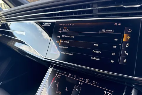 Audi Q7 3.0 TDI V6 Black Edition Tiptronic quattro Euro 6 (s/s) 5dr Thumbnail #39