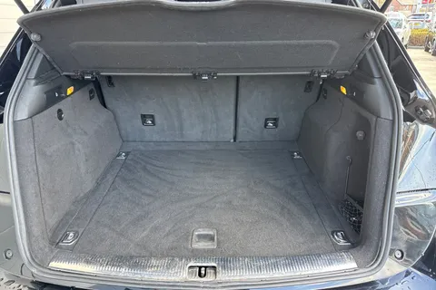 9 of 59 for Audi Q5 2.0 TDI S line quattro Euro 5 (s/s) 5dr