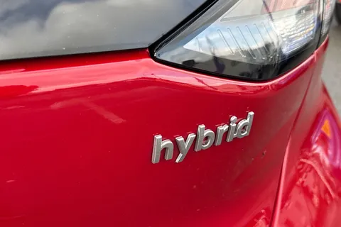 26 of 54 for Hyundai Ioniq 1.6 h-GDi Premium SE DCT Euro 6 (s/s) 5dr