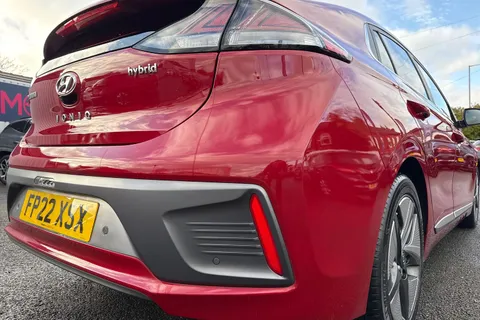 27 of 54 for Hyundai Ioniq 1.6 h-GDi Premium SE DCT Euro 6 (s/s) 5dr