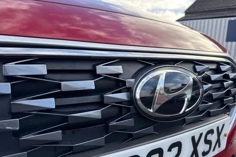 33 of 54 for Hyundai Ioniq 1.6 h-GDi Premium SE DCT Euro 6 (s/s) 5dr