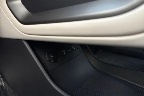 DU75UWN BYD ATTO 2 51.1kWh Boost Auto 5dr Thumbnail #52