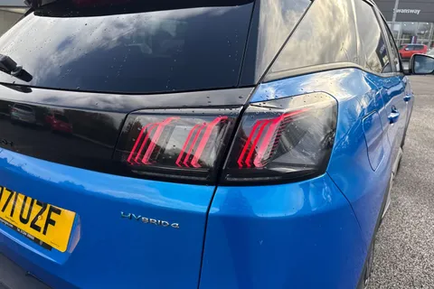 YD71UZF PEUGEOT 3008 1.6 13.2kWh GT e-EAT 4WD Euro 6 (s/s) 5dr Thumbnail #8