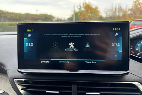 YD71UZF PEUGEOT 3008 1.6 13.2kWh GT e-EAT 4WD Euro 6 (s/s) 5dr Thumbnail #53