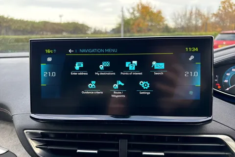 YD71UZF PEUGEOT 3008 1.6 13.2kWh GT e-EAT 4WD Euro 6 (s/s) 5dr Thumbnail #55