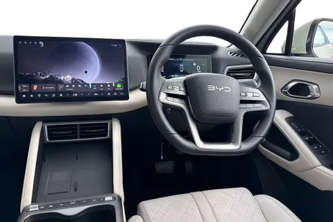 DG75WSX BYD ATTO 2 51.1kWh Boost Auto 5dr Thumbnail #13