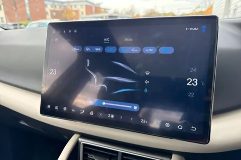 DG75WSX BYD ATTO 2 51.1kWh Boost Auto 5dr Thumbnail #19