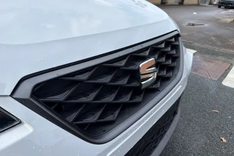 24 of 51 for SEAT ARONA 1.0 TSI 115 FR 5dr