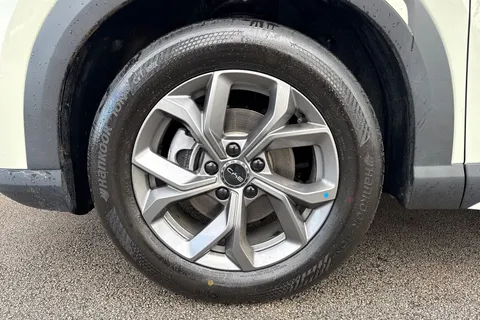 DG75WSX BYD ATTO 2 51.1kWh Boost Auto 5dr Thumbnail #23