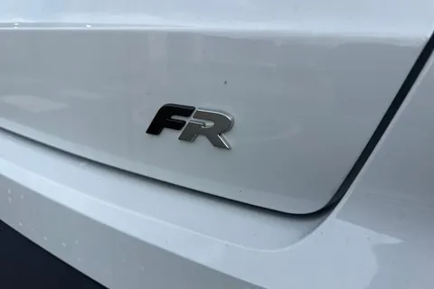 28 of 51 for SEAT ARONA 1.0 TSI 115 FR 5dr