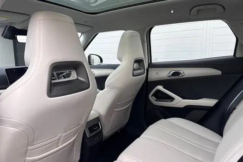 DG75WSX BYD ATTO 2 51.1kWh Boost Auto 5dr Thumbnail #36