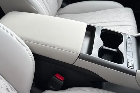 DG75WSX BYD ATTO 2 51.1kWh Boost Auto 5dr Thumbnail #41