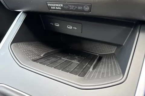 48 of 51 for SEAT ARONA 1.0 TSI 115 FR 5dr