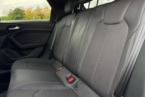 PJ74AEO Audi A1 S line 35 TFSI 150 PS S tronic Thumbnail #14