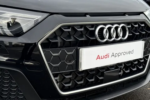 PJ74AEO Audi A1 S line 35 TFSI 150 PS S tronic Thumbnail #28