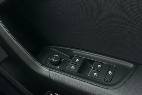 PJ74AEO Audi A1 S line 35 TFSI 150 PS S tronic Thumbnail #37