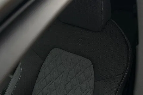  Audi A6 Avant 2.0 TDI Edition 1 S Tronic quattro Euro 6 (s/s) 5dr Thumbnail #31