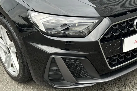 DS72EVK Audi A1 S line 30 TFSI 110 PS S tronic Thumbnail #9