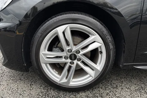 DS72EVK Audi A1 S line 30 TFSI 110 PS S tronic Thumbnail #13