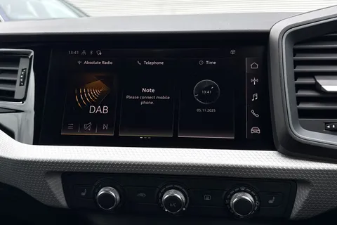 DS72EVK Audi A1 S line 30 TFSI 110 PS S tronic Thumbnail #17