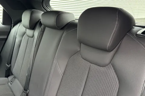 DS72EVK Audi A1 S line 30 TFSI 110 PS S tronic Thumbnail #19