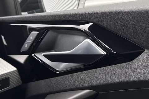 DS72EVK Audi A1 S line 30 TFSI 110 PS S tronic Thumbnail #57