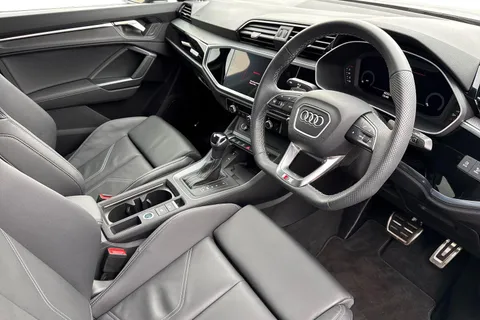 DF25CCE Audi Q3 Black Edition 35 TDI 150 PS S tronic Thumbnail #15