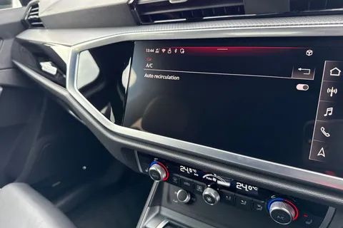 DF25CCE Audi Q3 Black Edition 35 TDI 150 PS S tronic Thumbnail #42