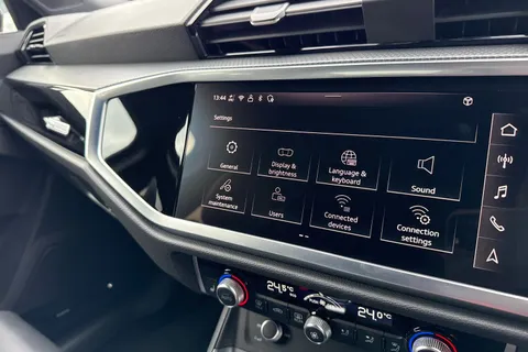 DF25CCE Audi Q3 Black Edition 35 TDI 150 PS S tronic Thumbnail #47