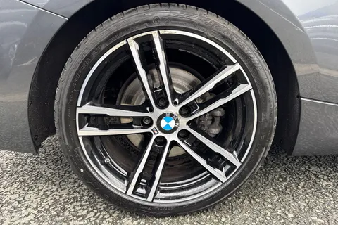 10 of 58 for BMW 2 Series 2.0 220i GPF M Sport Auto Euro 6 (s/s) 2dr