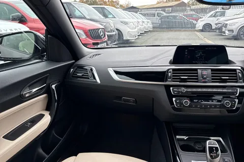 19 of 58 for BMW 2 Series 2.0 220i GPF M Sport Auto Euro 6 (s/s) 2dr