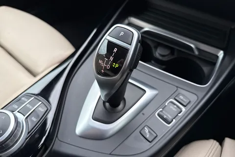 22 of 58 for BMW 2 Series 2.0 220i GPF M Sport Auto Euro 6 (s/s) 2dr