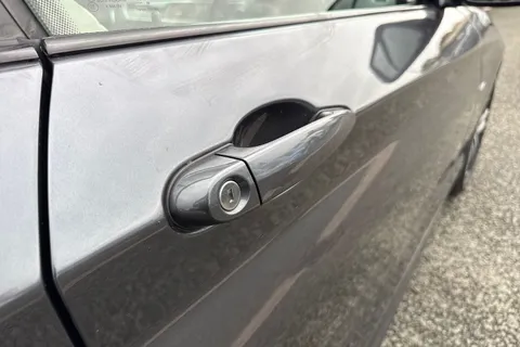 27 of 58 for BMW 2 Series 2.0 220i GPF M Sport Auto Euro 6 (s/s) 2dr