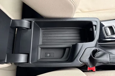 40 of 58 for BMW 2 Series 2.0 220i GPF M Sport Auto Euro 6 (s/s) 2dr