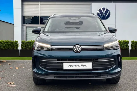 AP25MHO Volkswagen Tiguan Tiguan Match 1.5 eTSI 150 PS  DSG 5 Door | Area View Camera | Electric Tail Thumbnail #7