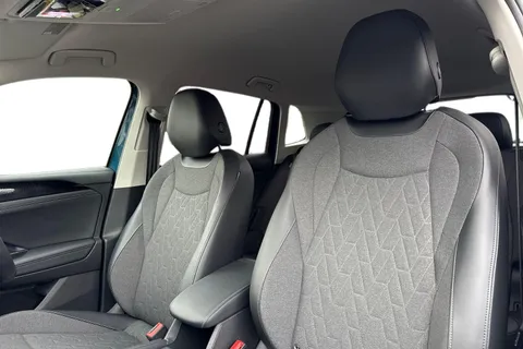 AP25MHO Volkswagen Tiguan Tiguan Match 1.5 eTSI 150 PS  DSG 5 Door | Area View Camera | Electric Tail Thumbnail #17