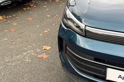 AP25MHO Volkswagen Tiguan Tiguan Match 1.5 eTSI 150 PS  DSG 5 Door | Area View Camera | Electric Tail Thumbnail #44