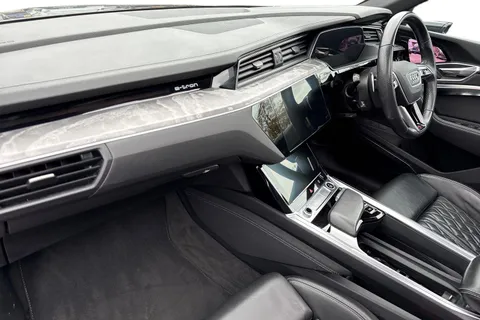 NJ72GSU Audi e-tron Sportback Vorsprung 55 quattro 300,00 kW Thumbnail #9