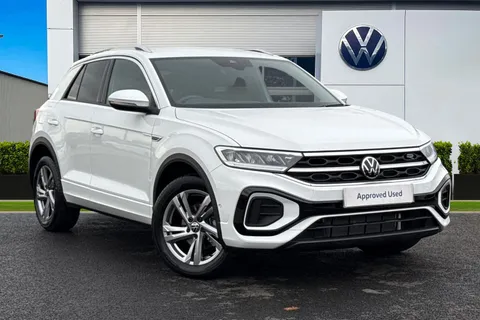 DK25ZPD Volkswagen T-Roc 1.5 TSI R-Line 5dr DSG **KEYLESS ENTRY** Thumbnail #2