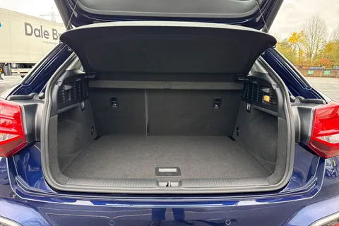 PN72MVC Audi Q2 Sport 30 TFSI 110 PS 6-speed Thumbnail #8