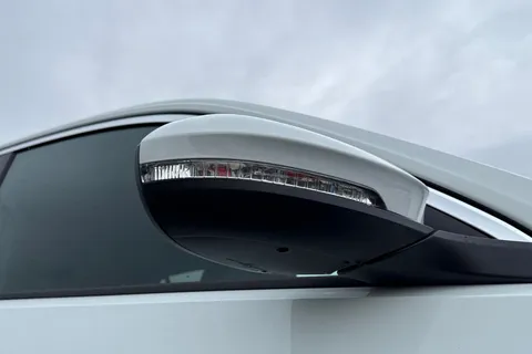 DK25ZPD Volkswagen T-Roc 1.5 TSI R-Line 5dr DSG **KEYLESS ENTRY** Thumbnail #26