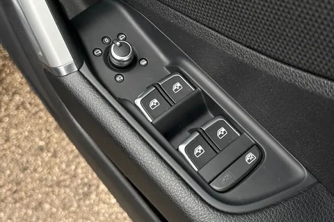 PN72MVC Audi Q2 Sport 30 TFSI 110 PS 6-speed Thumbnail #28