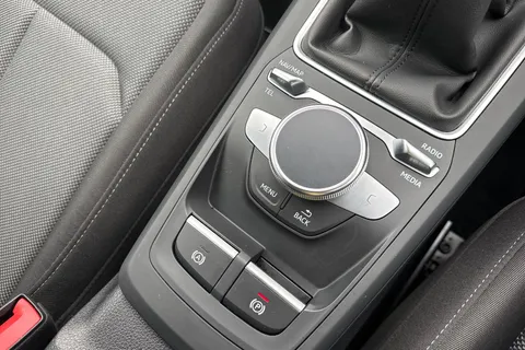 PN72MVC Audi Q2 Sport 30 TFSI 110 PS 6-speed Thumbnail #37