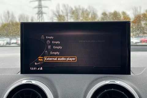 PN72MVC Audi Q2 Sport 30 TFSI 110 PS 6-speed Thumbnail #39