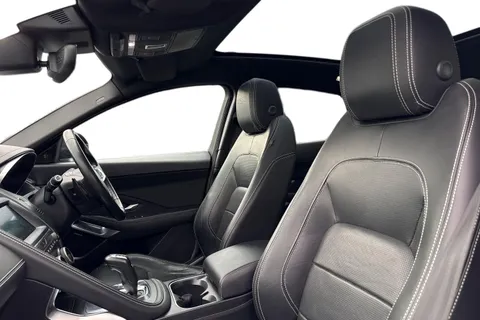 16 of 60 for Jaguar E-Pace 2.0 D180 R-Dynamic HSE Auto AWD Euro 6 (s/s) 5dr