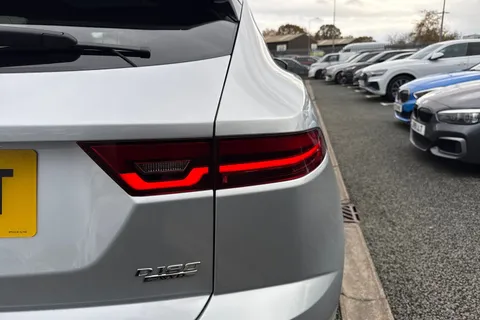 26 of 60 for Jaguar E-Pace 2.0 D180 R-Dynamic HSE Auto AWD Euro 6 (s/s) 5dr