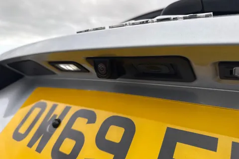 27 of 60 for Jaguar E-Pace 2.0 D180 R-Dynamic HSE Auto AWD Euro 6 (s/s) 5dr